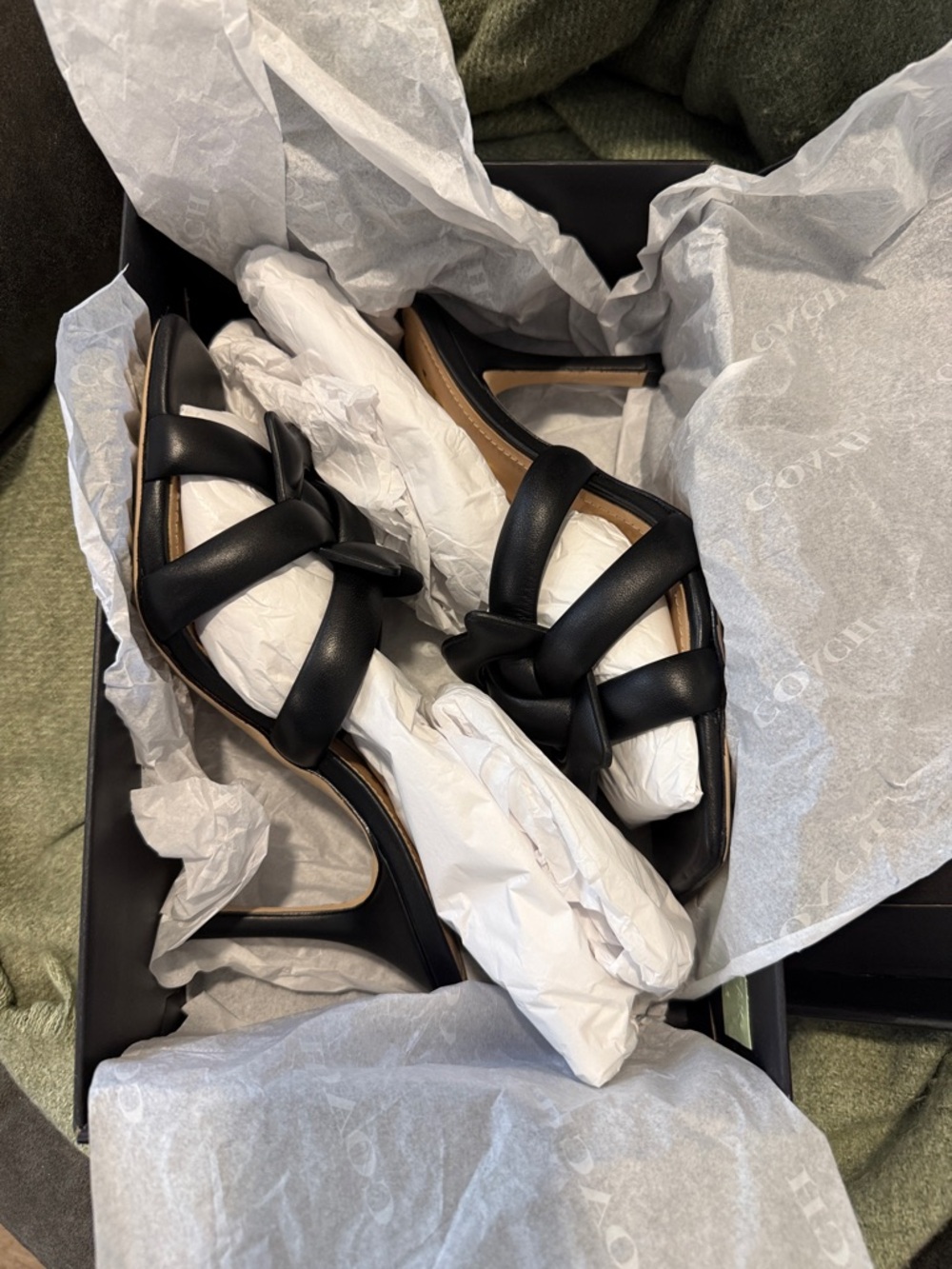 NIB Coach Kellie Sandals - Picture 9 of 9
